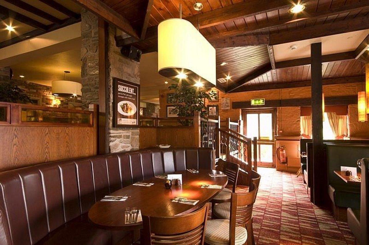 Premier Inn Dundee West Extérieur photo