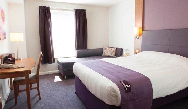 Premier Inn Dundee West Extérieur photo